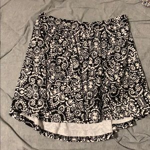 Cotton on black + white skirt